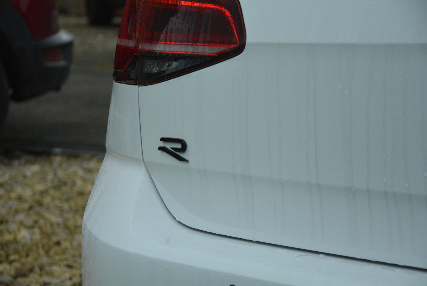 VW MK8 STYLE REAR "R" BADGE