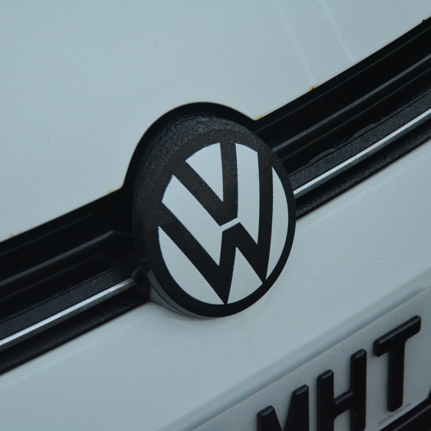 VW MK7.5 GOLF “VW” BADGES
