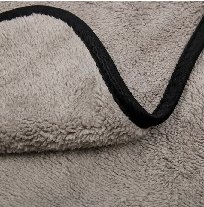 LARGE MICROFIBRE DRYING TOWEL