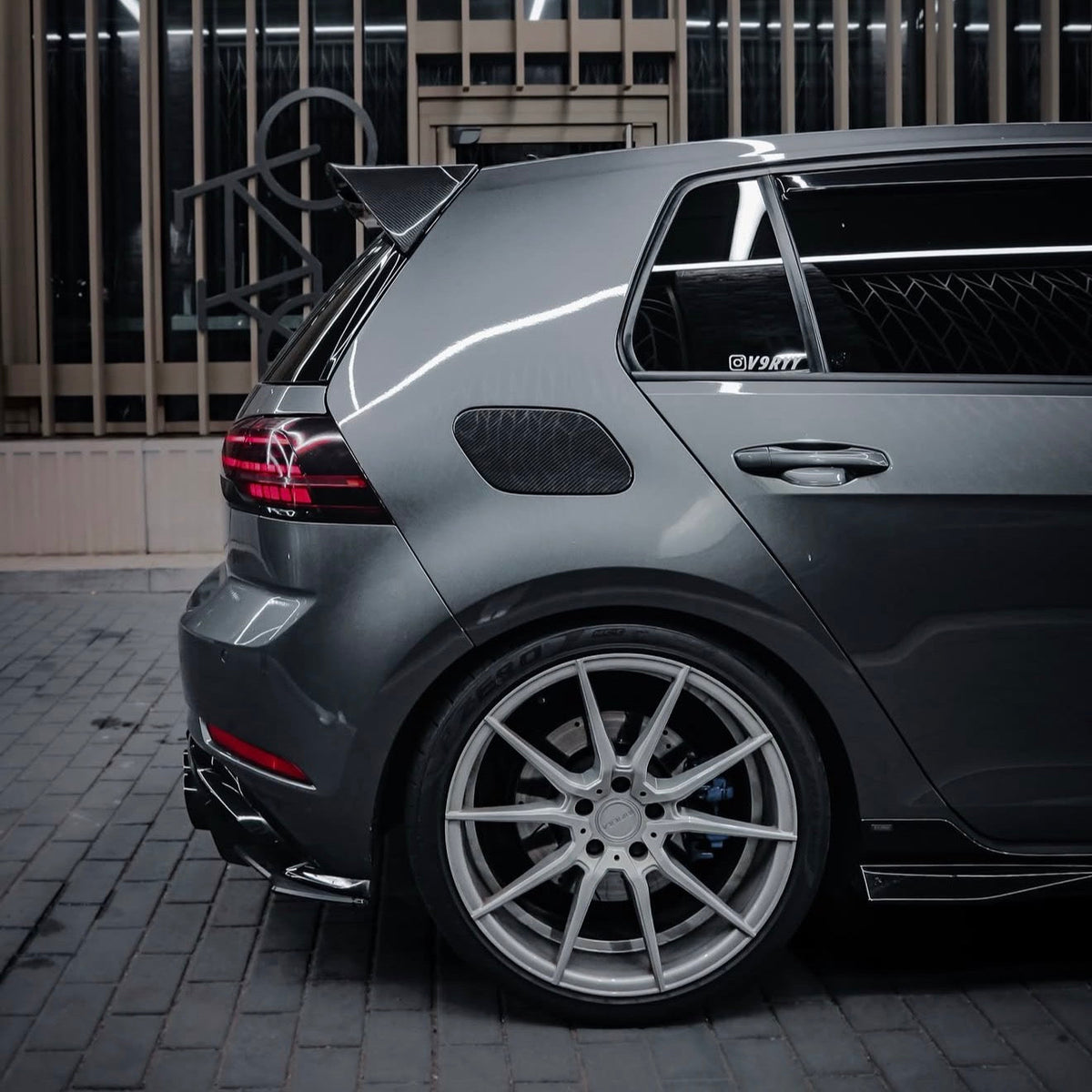 VW MK7/7.5 GOLF CARBON FUEL TANK FLAP COVER