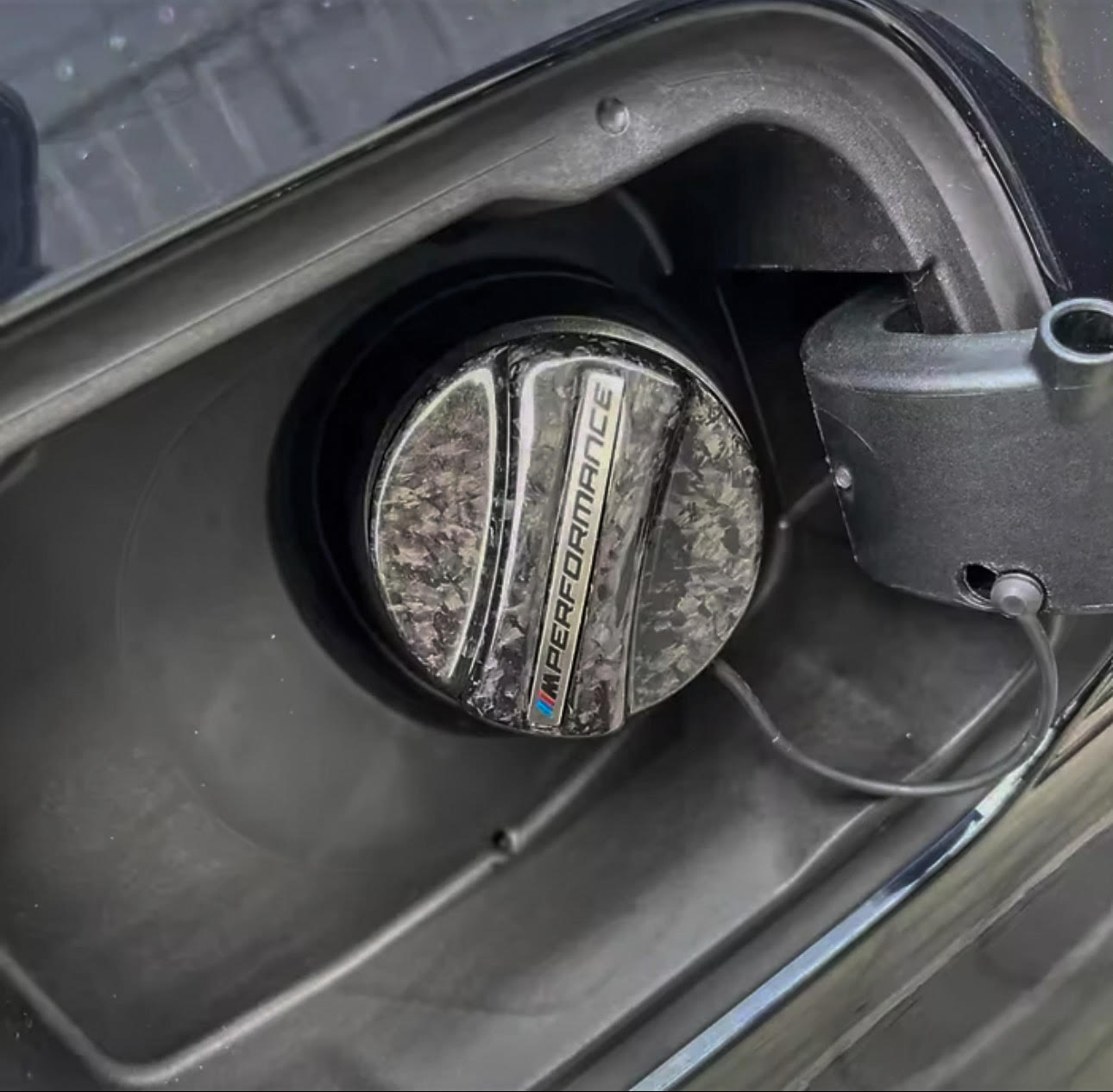 BMW 'MPERFORMANCE' CARBON FUEL CAP