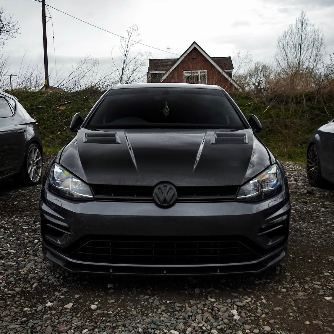 VW MK7/7.5 GOLF TR STYLE CARBON BONNET