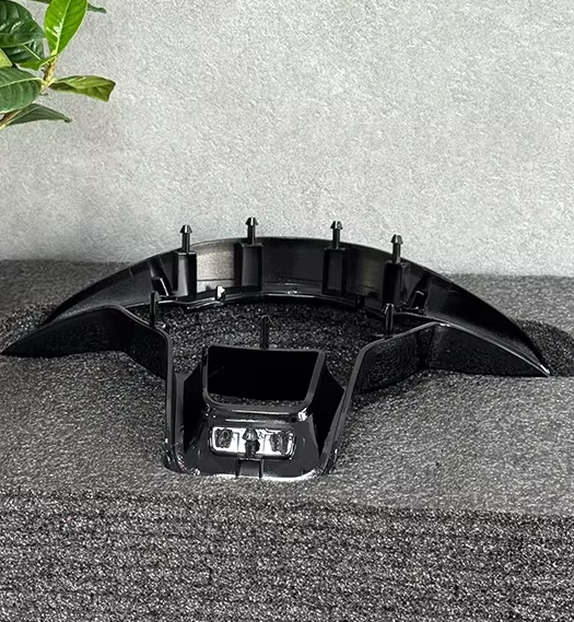 VW MK7/7.5 GOLF STEERING WHEEL SURROUND / INSERT